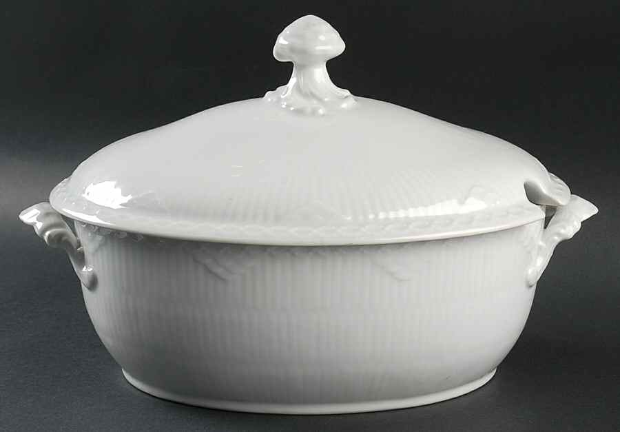 White Half Lace Tureen & Lid by Royal Copenhagen-1