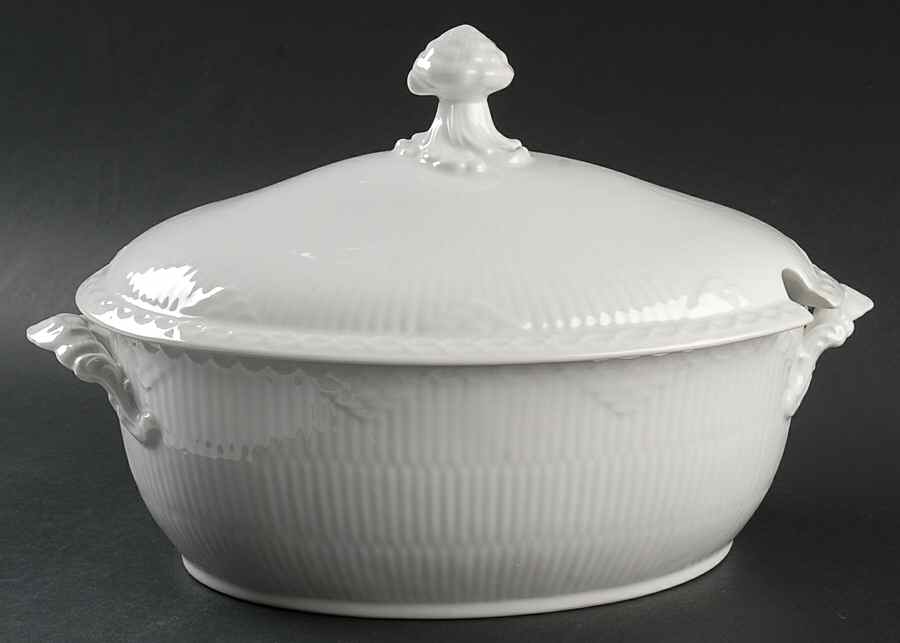 White Half Lace Tureen & Lid by Royal Copenhagen-1