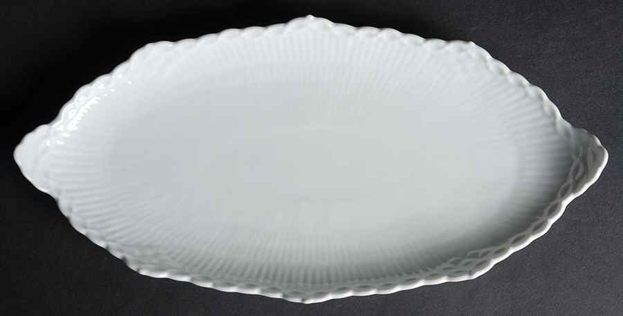 White Half Lace Pickle Dish by Royal Copenhagen-1