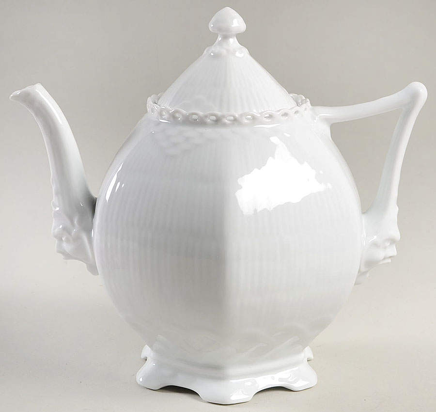 White Full Lace Teapot & Lid by Royal Copenhagen-1