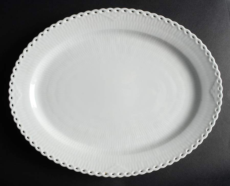 White Full Lace 14" Oval Serving Platter by Royal Copenhagen-1
