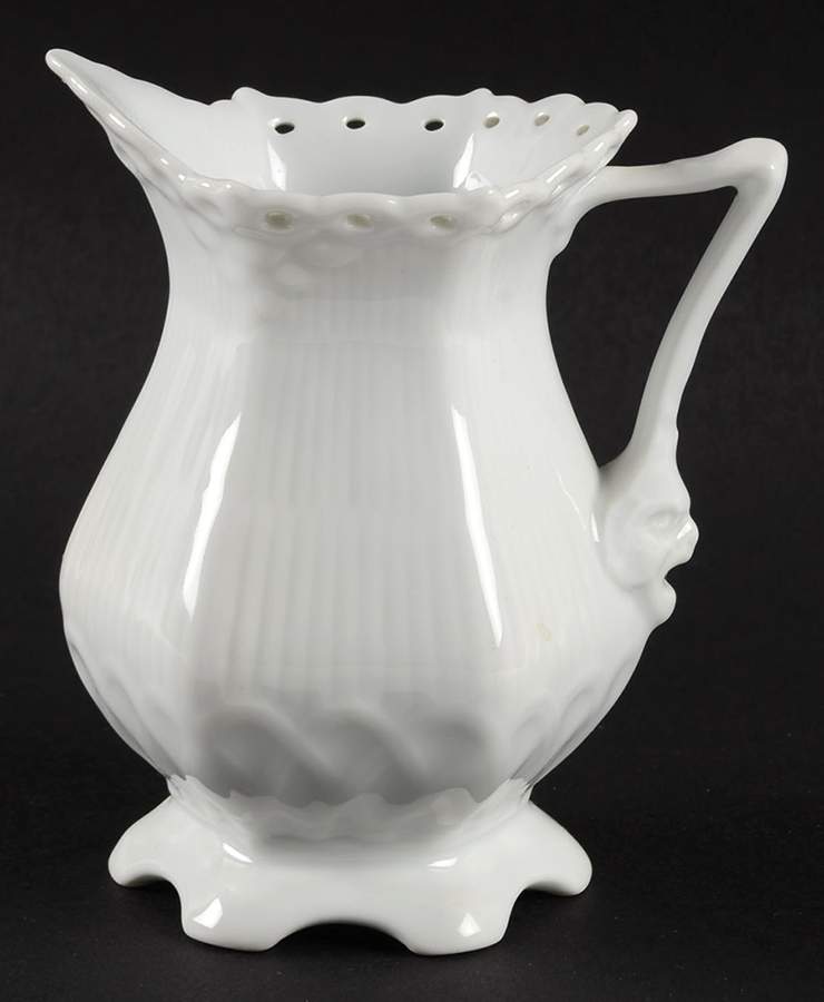 White Full Lace Creamer by Royal Copenhagen-1