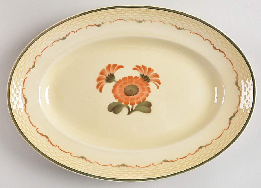 Zinnia 11" Oval Serving Platter by Royal Copenhagen-1