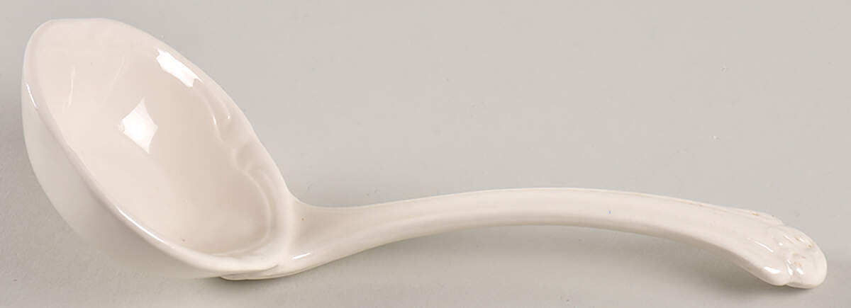 Wheat (Cream) Sauce Boat Ladle by Royal Crownford-1