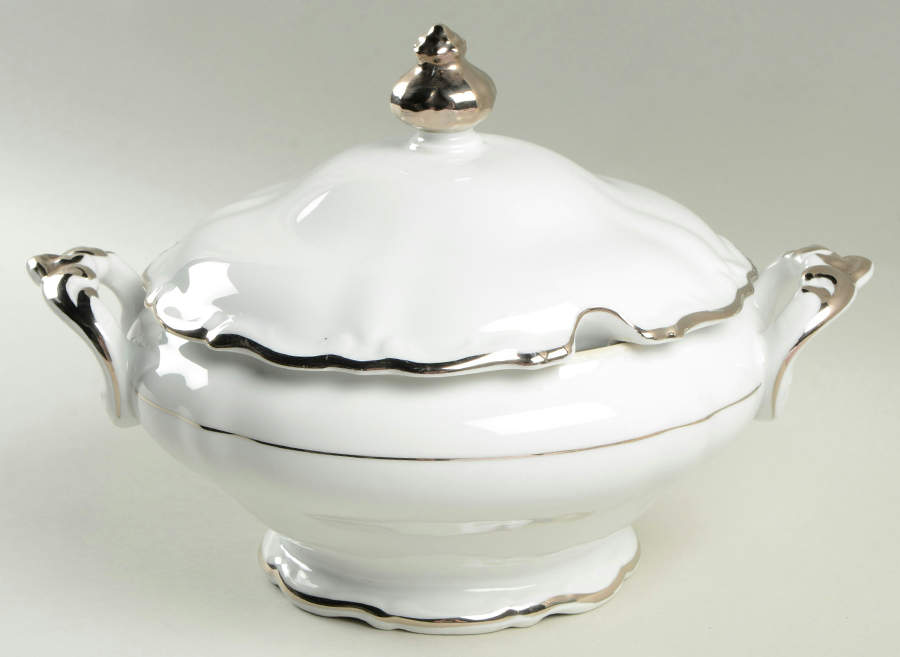 Elegance (Platinum) Tureen &  Lid by Royal Castle-1