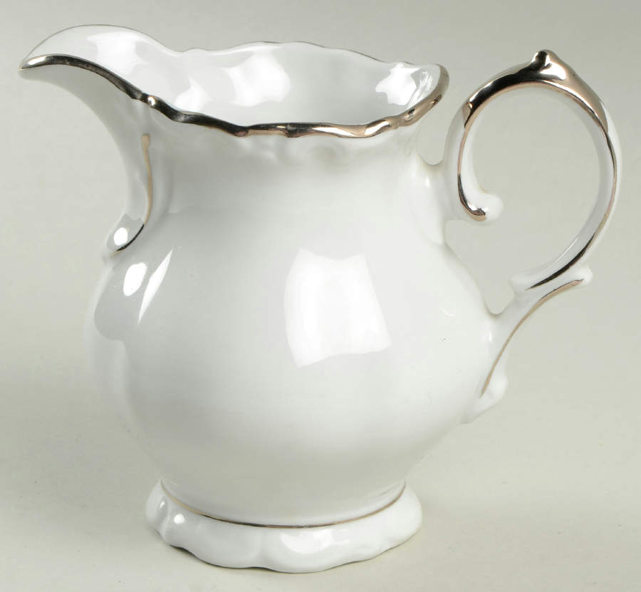 Elegance (Platinum) Creamer by Royal Castle-1