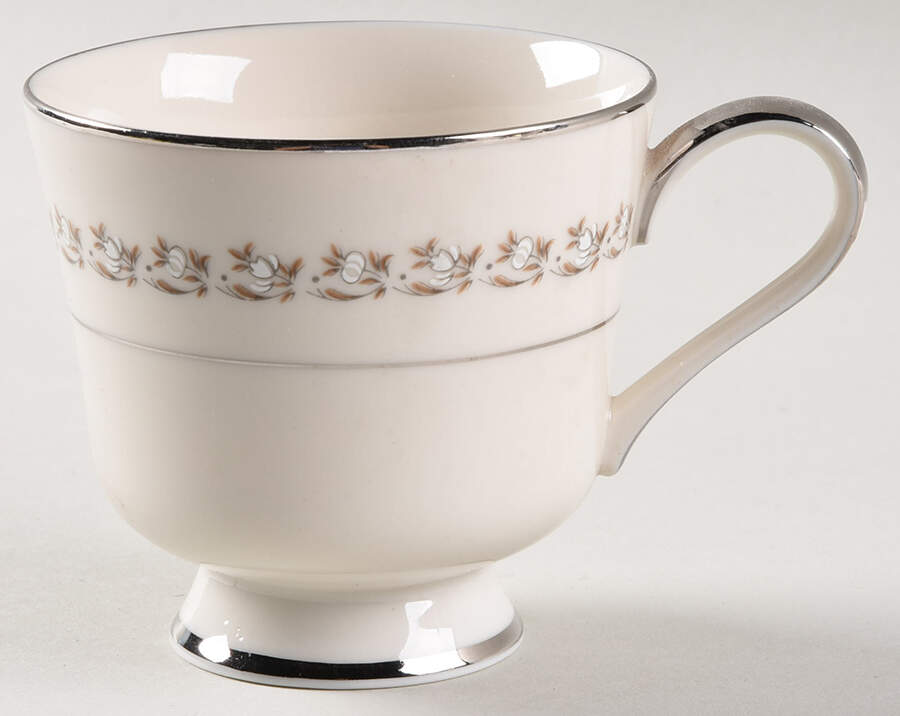 Radiance Footed Cup by Royal Castle-1