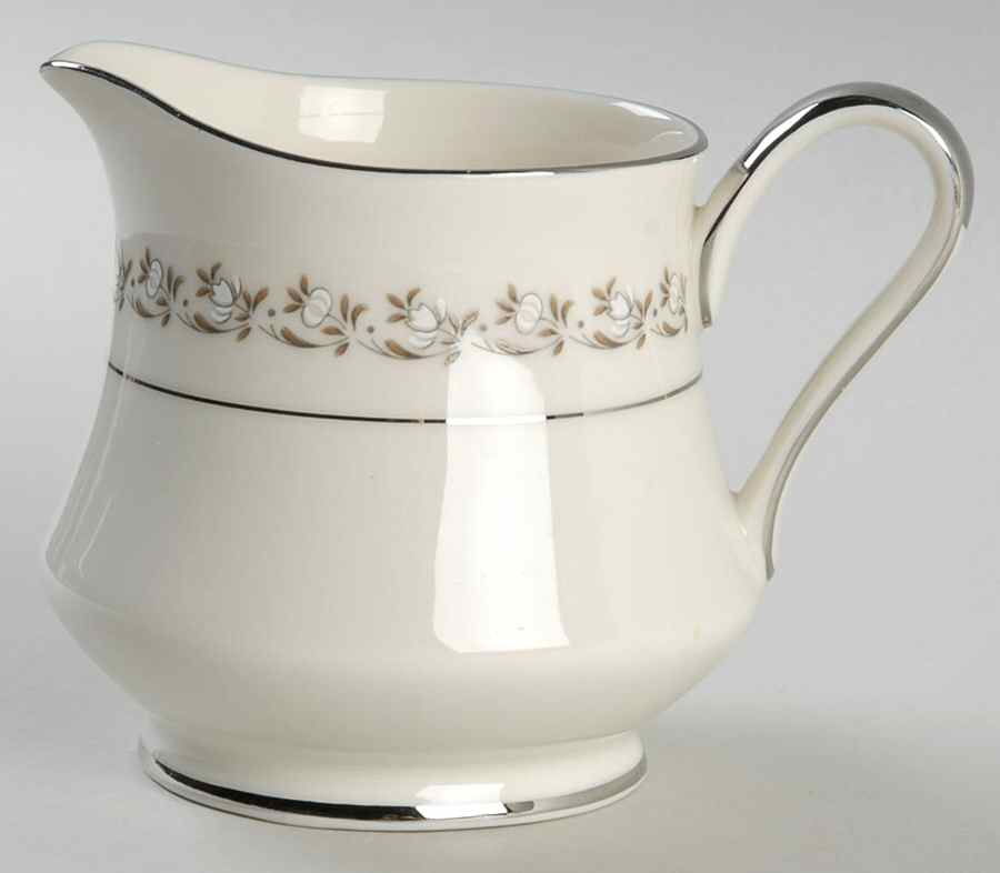 Radiance Creamer by Royal Castle-1