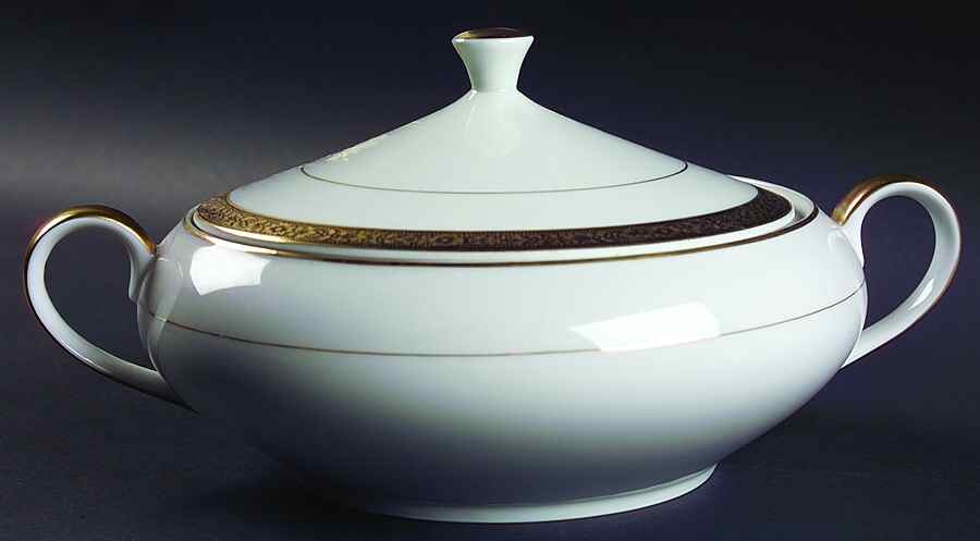 Duchess Round Covered Vegetable by Royal Court-1