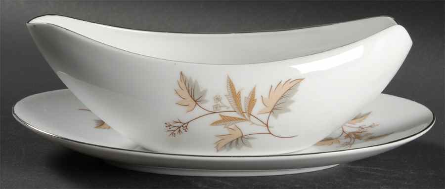 Shelley Gravy Boat & Underplate by Royal Court-1