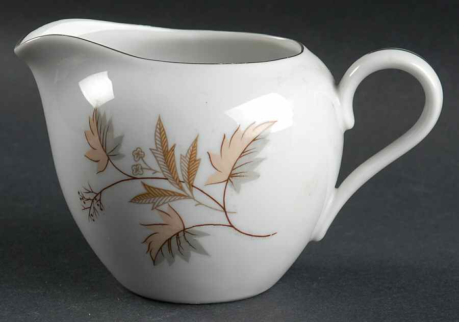 Shelley Creamer by Royal Court-1