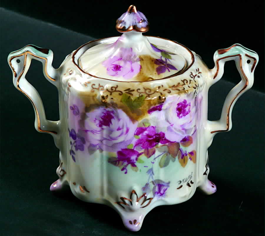 Chantilly Rose Sugar Bowl & Lid by Royal Crown (Japan)-1