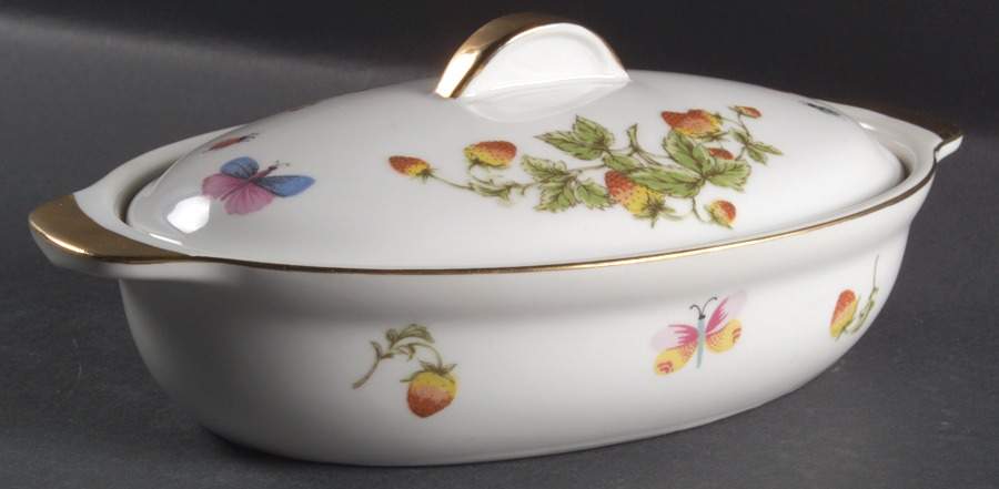 Spring Time 9" Oval Baker & Lid by Royal Crown (Japan)-1