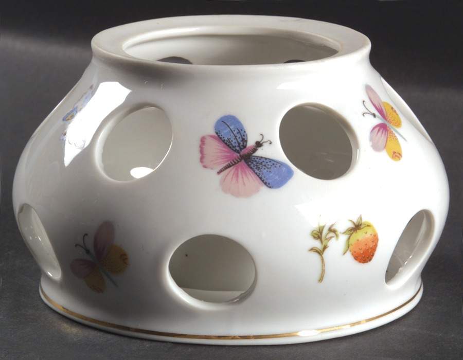 Spring Time China Warmer Stand by Royal Crown (Japan)-1