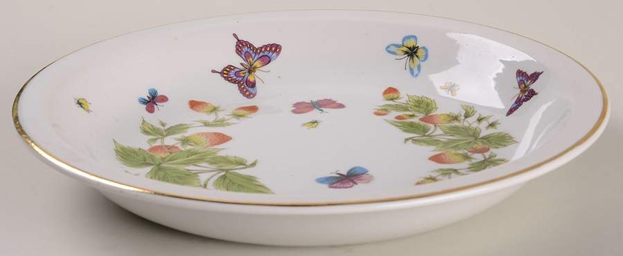 Spring Time Pie Serving Plate by Royal Crown (Japan)-1