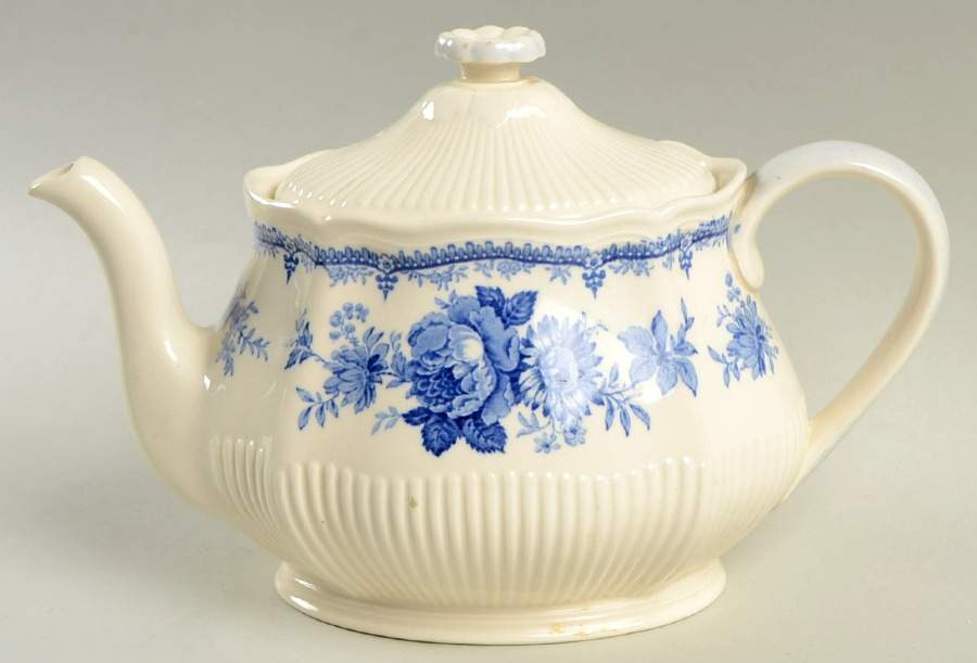 The Adelaide Teapot & Lid by Royal Doulton-1