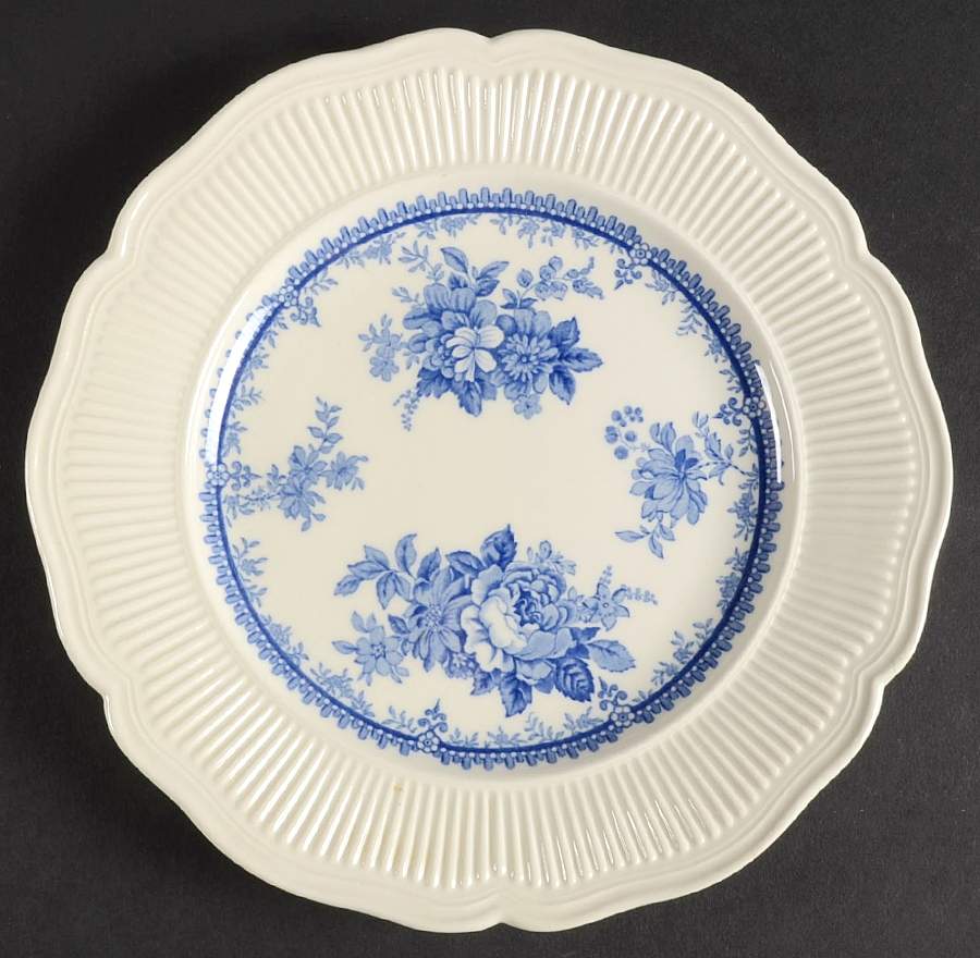 The Adelaide Dessert/Pie Plate by Royal Doulton-1