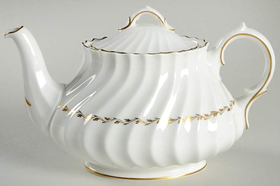 Adrian Teapot & Lid by Royal Doulton-1