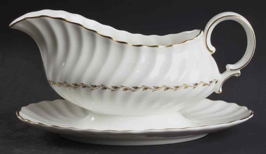 Adrian Gravy Boat with Attached Underplate by Royal Doulton-1