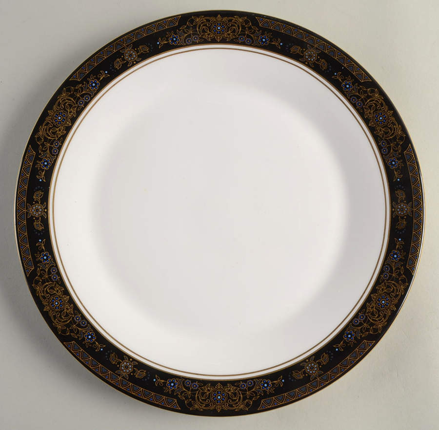 Albany Dinner Plate by Royal Doulton-1