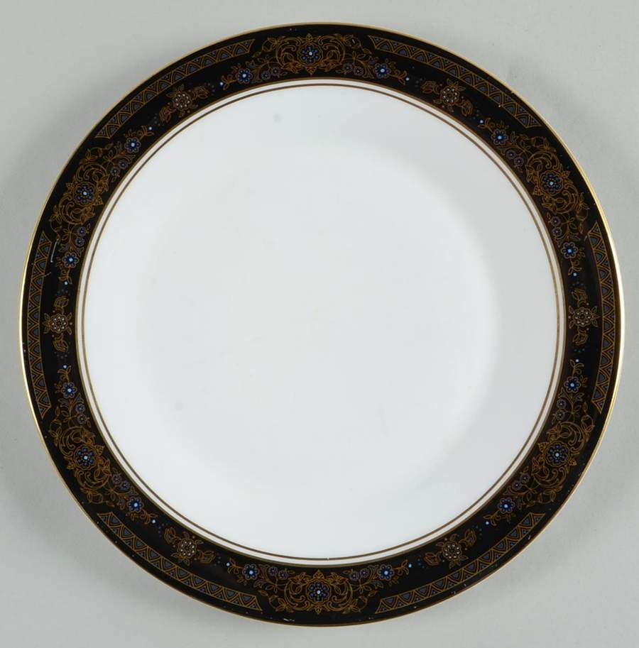 Albany Luncheon Plate by Royal Doulton-1