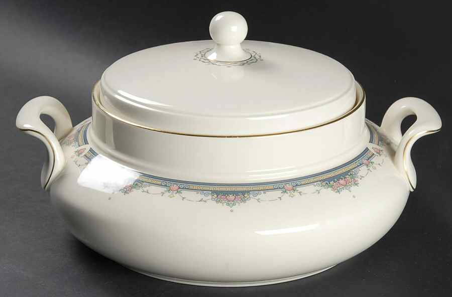 Albany Round Covered Vegetable by Royal Doulton-1