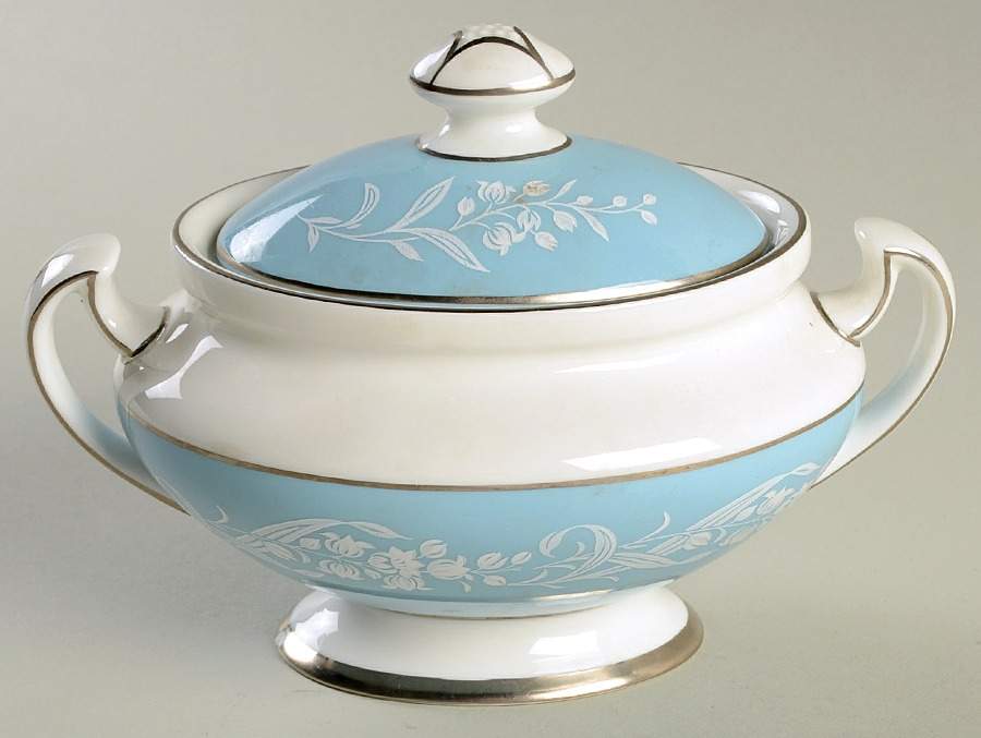 Alexandria Sugar Bowl & Lid by Royal Doulton-1