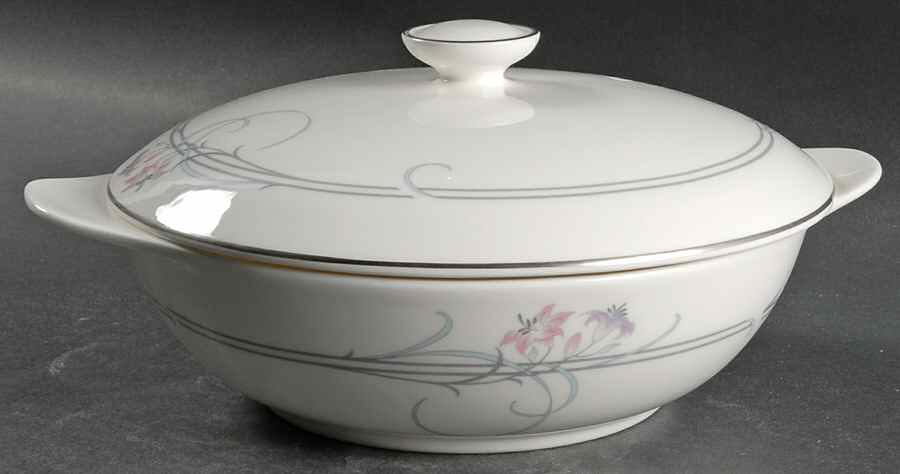 Allegro Round Covered Vegetable by Royal Doulton-1