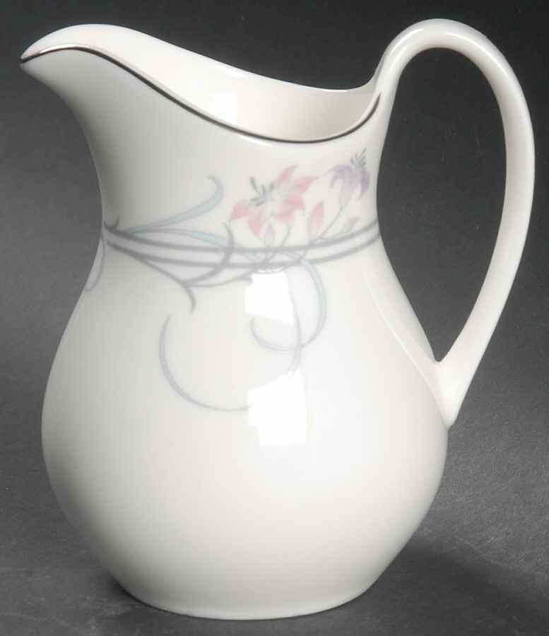 Allegro Creamer by Royal Doulton-1