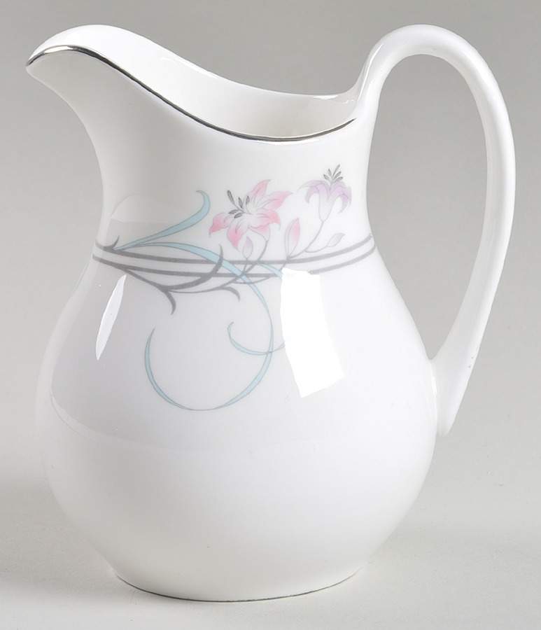 Allegro Creamer by Royal Doulton-1