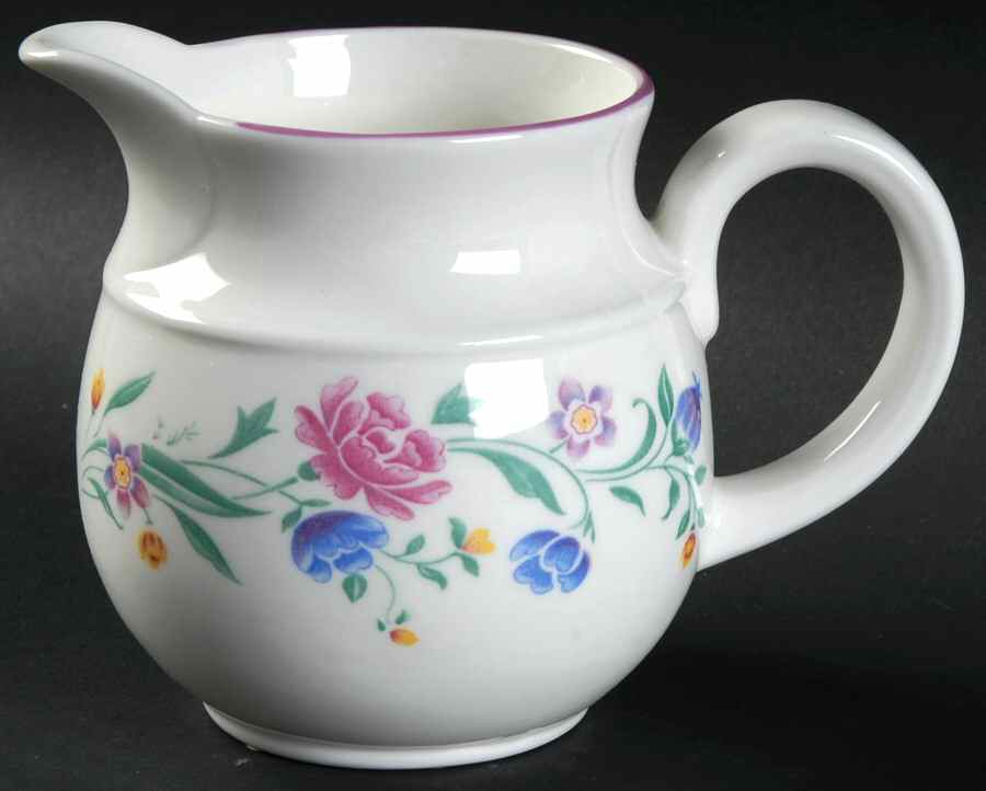 Amadeus Creamer by Royal Doulton-1