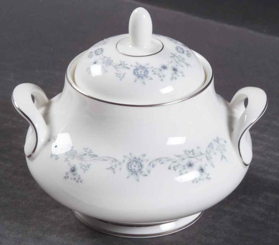 Angelique Sugar Bowl & Lid by Royal Doulton-1