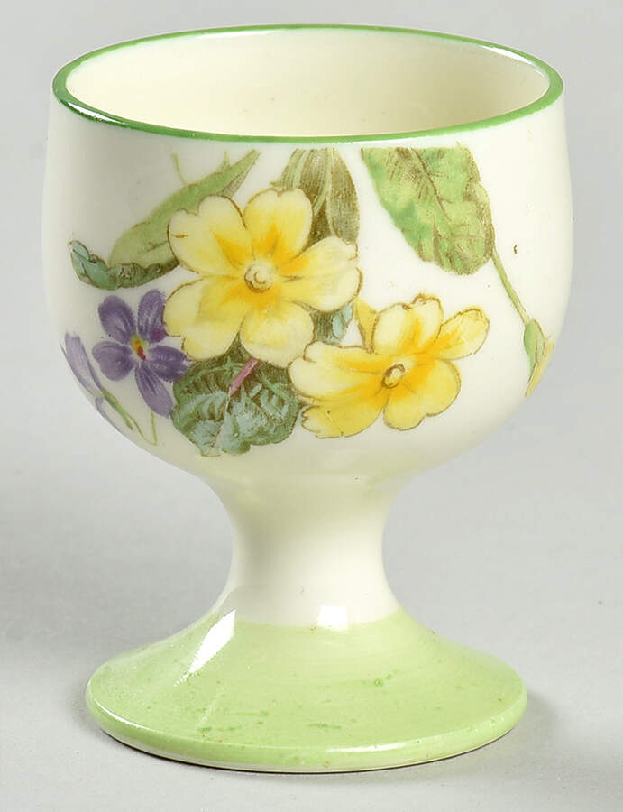 April Single Egg Cup by Royal Doulton-1