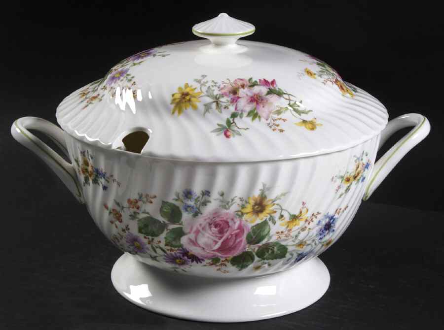 Arcadia (New, Smooth, Brown Green Backstamp) Tureen &  Lid by Royal Doulton-1