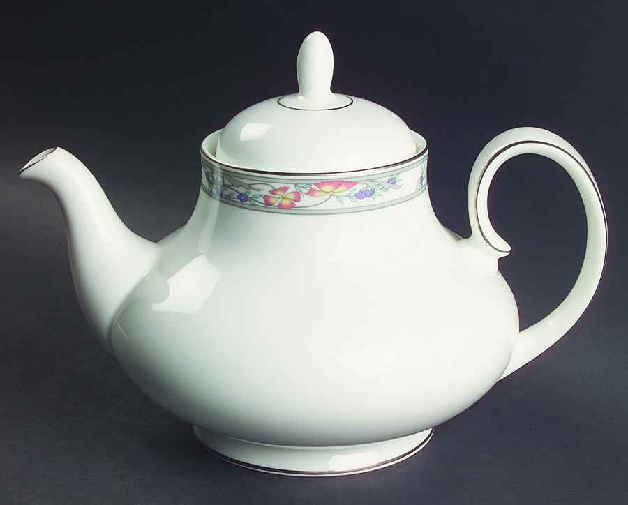 Arlington Teapot & Lid by Royal Doulton-1