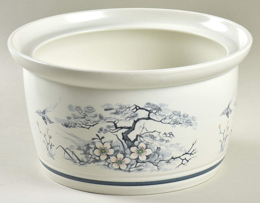 Asian Dawn 2.25 Qt Round Casserole No Lid by Royal Doulton-1