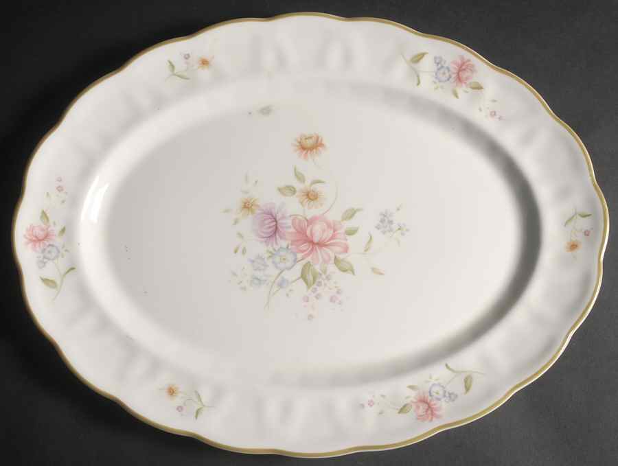 Ashbourne 16" Oval Serving Platter by Royal Doulton-1