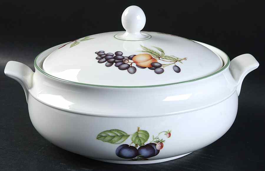 Ashberry Round Covered Vegetable by Royal Doulton-1