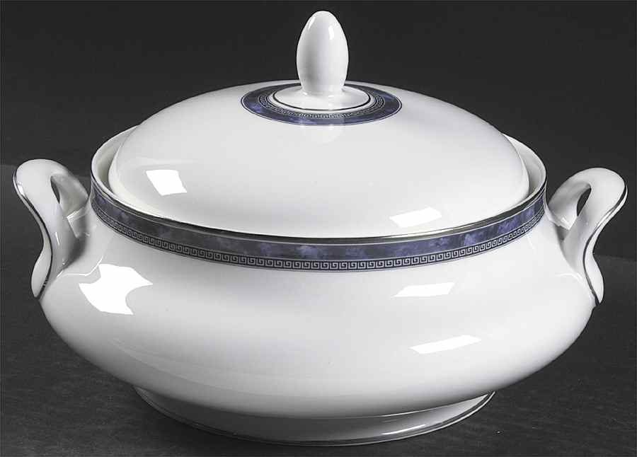 Atlanta Round Covered Vegetable by Royal Doulton-1