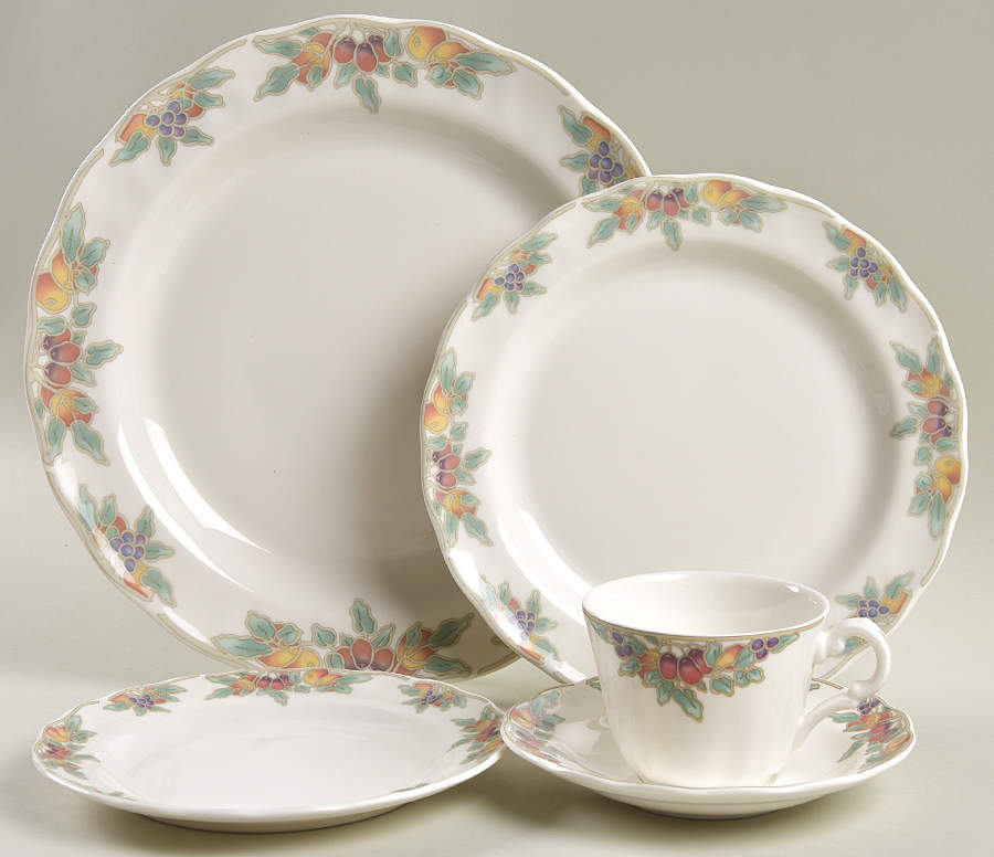 Autumn Fruits 5 Piece Place Setting by Royal Doulton-1