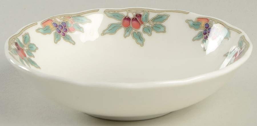 Autumn Fruits Fruit/Dessert (Sauce) Bowl by Royal Doulton-1