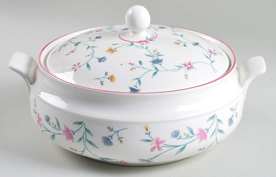 Avalon Round Covered Vegetable by Royal Doulton-1