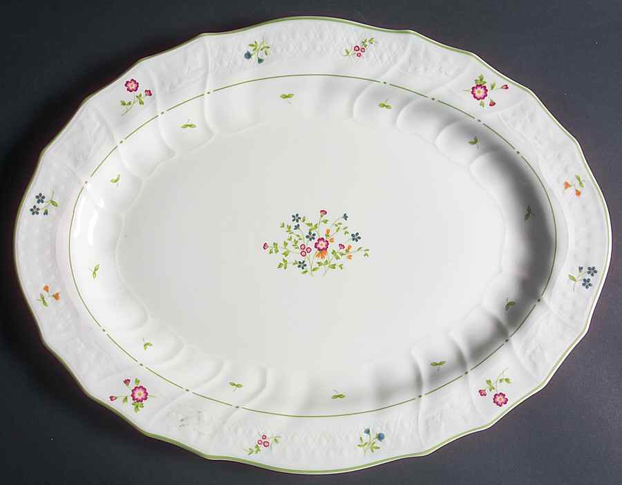 Avignon 16" Oval Serving Platter by Royal Doulton-1