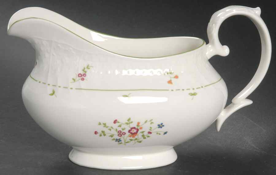 Avignon Gravy Boat by Royal Doulton-1
