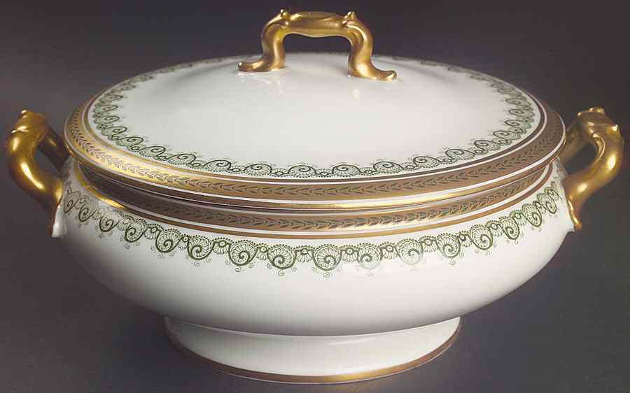 Avondale Round Covered Vegetable by Royal Doulton-1