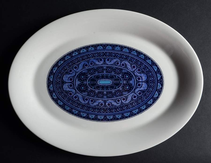 Babylon 16" Oval Serving Platter by Royal Doulton-1
