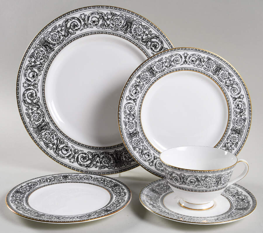 Baronet 5 Piece Place Setting by Royal Doulton-1