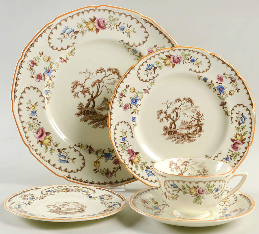 The Beaufort (Center Design) 5 Piece Place Setting by Royal Doulton-1