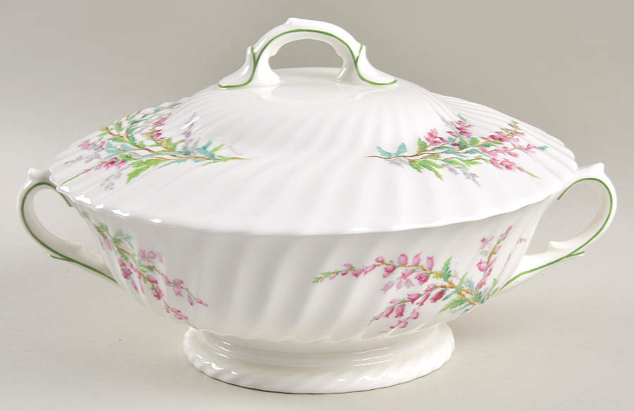 Bell Heather (Scalloped, No Trim) Round Covered Vegetable by Royal Doulton-1