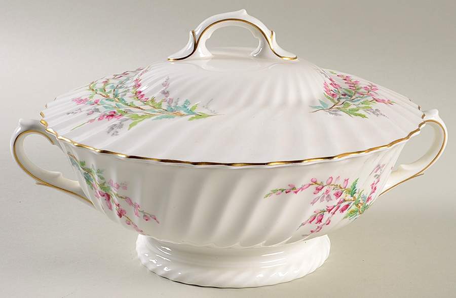 Bell Heather (Scalloped, Gold Trim) Round Covered Vegetable by Royal Doulton-1